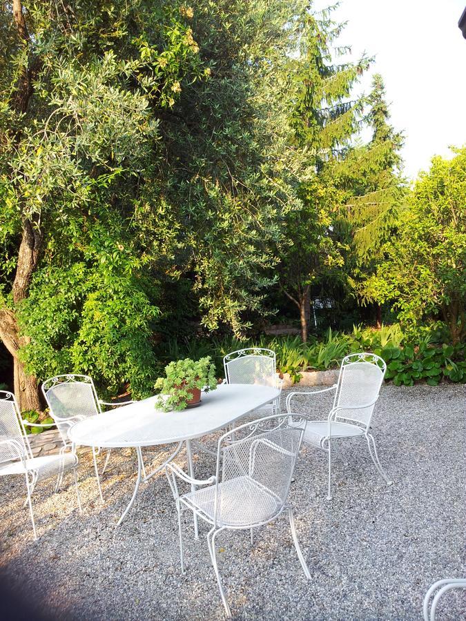 Debora Maison B&B Colombare Di Sirmione Экстерьер фото